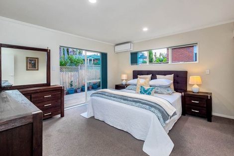 Photo of property in 3 San Fernando Way, Henderson, Auckland, 0612