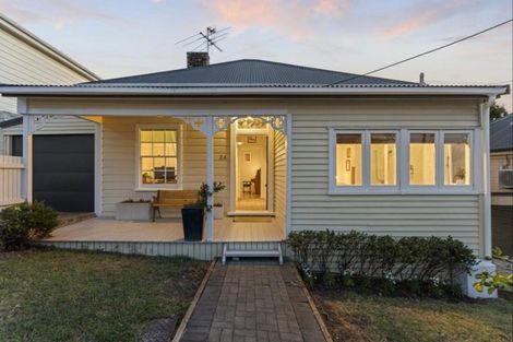 Photo of property in 24 Buchanan Street, Kingsland, Auckland, 1021