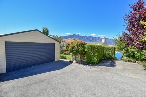 Photo of property in 76 Hensman Road, Queenstown, 9300