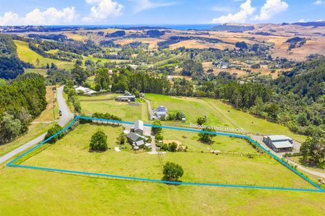 Photo of property in 321 Muriwai Valley Road, Muriwai, Waimauku, 0881