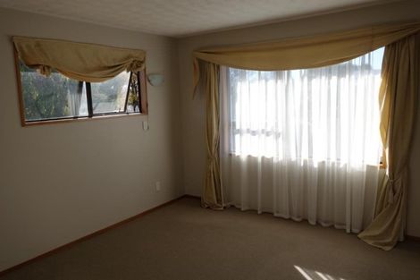 Photo of property in 54 Palatine Terrace, Saint Martins, Christchurch, 8022