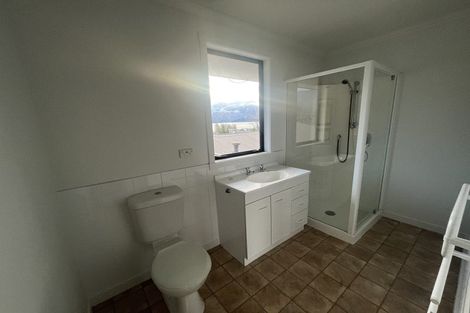 Photo of property in 3 Briar Bank Drive, Wanaka, 9305