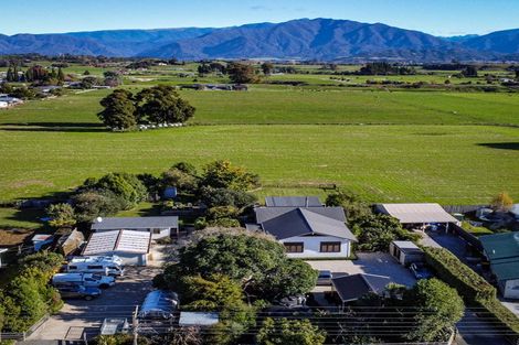 Photo of property in 382 Abel Tasman Drive, Motupipi, Takaka, 7183