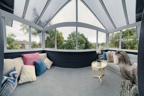 Photo of property in 2/51 John Gill Road, Shelly Park, Auckland, 2014