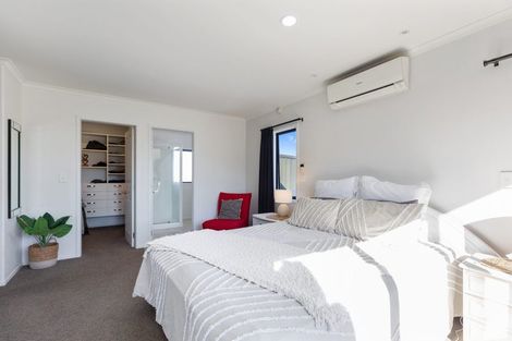 Photo of property in 27 Sarah Place, Papamoa Beach, Papamoa, 3118