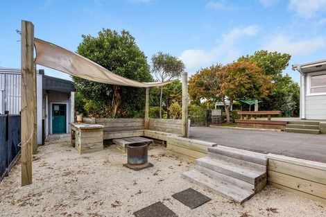 Photo of property in 22 Takiroa Street, Urenui, 4375