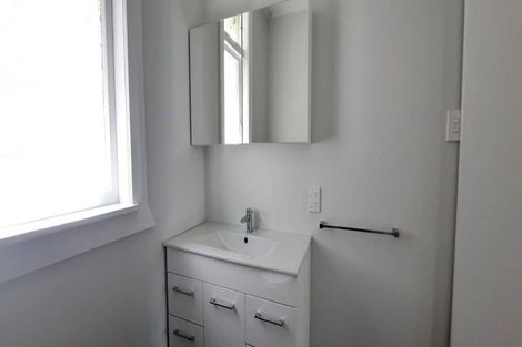 Photo of property in 4 Rotherham Terrace, Miramar, Wellington, 6022