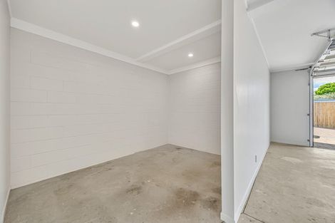 Photo of property in 16 Tornado Place, West Harbour, Auckland, 0618