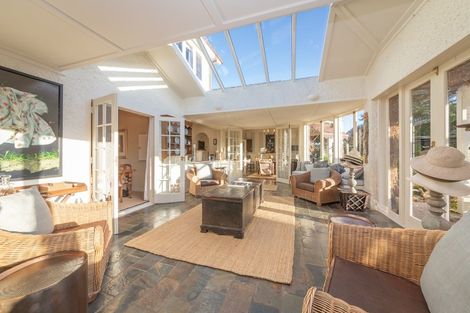 Photo of property in 5 Brassey Road, Saint Johns Hill, Whanganui, 4500