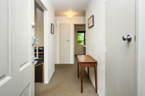 Photo of property in 3 Earl Place, Hokowhitu, Palmerston North, 4410