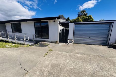 Photo of property in 2/211 Garnett Street, Raureka, Hastings, 4120