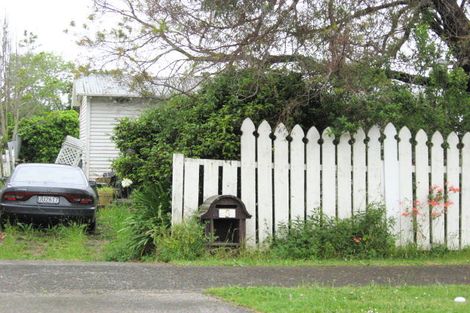 Photo of property in 8 Hall Avenue, Mangere, Auckland, 2022