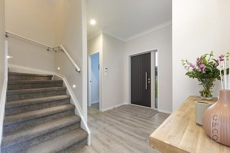 Photo of property in 80 Pohutukawa Parade, Riverhead, 0820