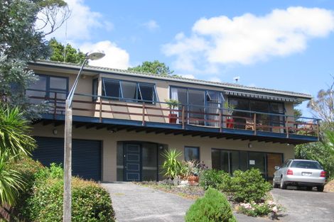 Photo of property in 14 Oruamo Place, Beach Haven, Auckland, 0626