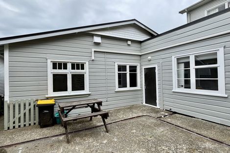 Photo of property in 42 Hohiria Road, Hataitai, Wellington, 6021