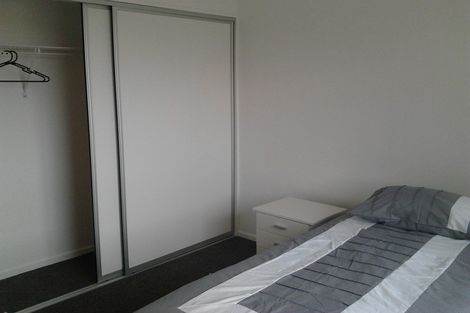 Photo of property in 70d Elizabeth Street, Riccarton, Christchurch, 8041