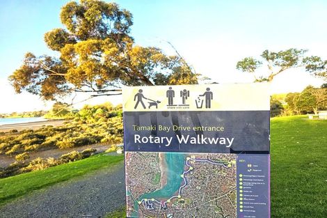 Photo of property in 26 Tamaki Bay Drive, Pakuranga, Auckland, 2010