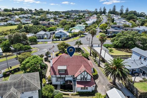 Photo of property in 41 Quadrant Road, Onehunga, Auckland, 1061