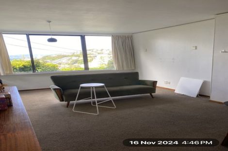 Photo of property in 1/2 Oriental Terrace, Mount Victoria, Wellington, 6011