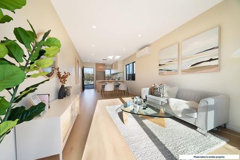 Photo of property in 31 Whiteywood Street, Westgate, 0814