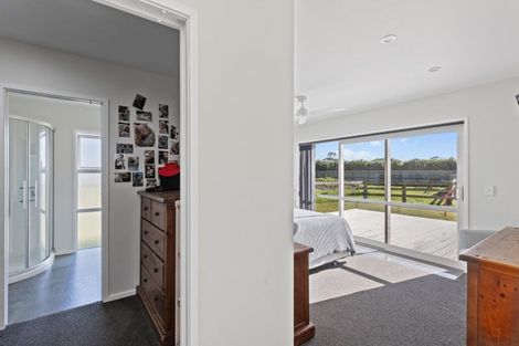 Photo of property in 270 Turangi Road, Tikorangi, Waitara, 4383