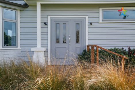 Photo of property in 8 Peace Street, Tuatapere, 9620