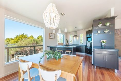 Photo of property in 590 Pataua Road North, Whareora, Whangarei, 0175