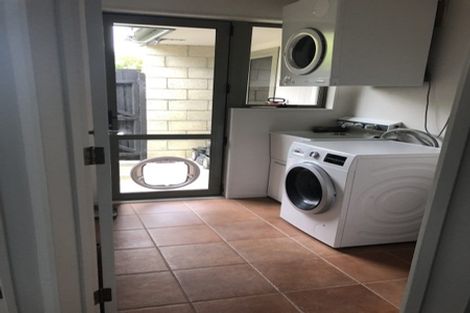 Photo of property in 1/69 Bowenvale Avenue, Cashmere, Christchurch, 8022