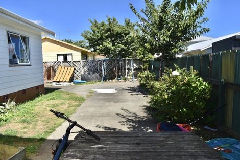 Photo of property in 10 Braemar Street, Levin, 5510