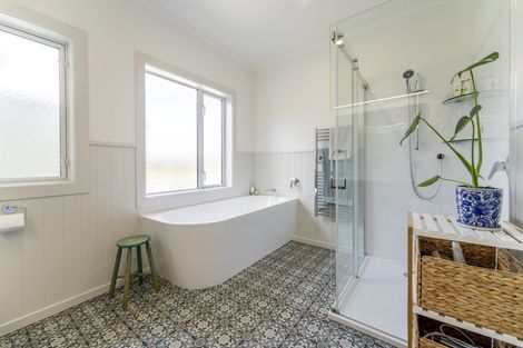 Photo of property in 39 Easons Road, Hampden, 9410