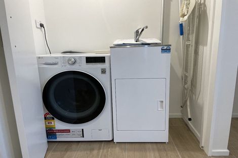 Photo of property in 1/160 Hills Road, Edgeware, Christchurch, 8013