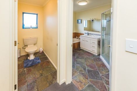 Photo of property in 16 Kelsi Street, Tawhero, Whanganui, 4501