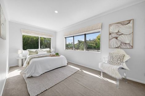 Photo of property in 8 Redwood Lane, Martinborough, 5711