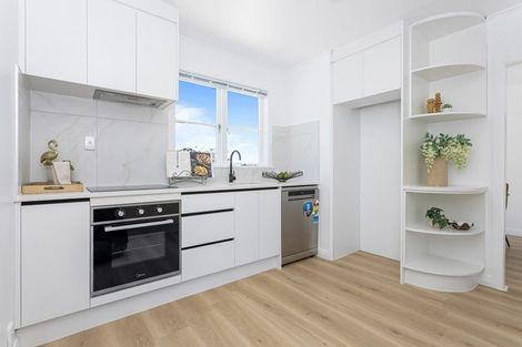 Photo of property in 1/15 Kia Ora Road, Beach Haven, Auckland, 0626