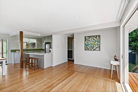 Photo of property in 185 Waimumu Road, Massey, Auckland, 0614