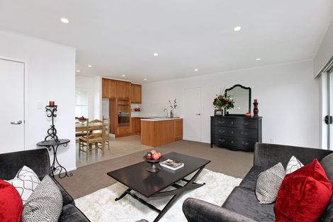 Photo of property in 2/244 Saint Heliers Bay Road, Saint Heliers, Auckland, 1071