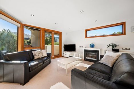 Photo of property in 37 Nicholson Road, Khandallah, Wellington, 6035