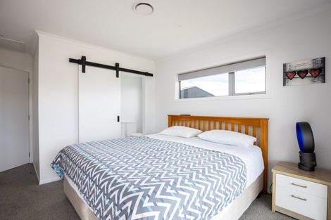 Photo of property in 5b Hinz Lane, Bell Block, New Plymouth, 4312