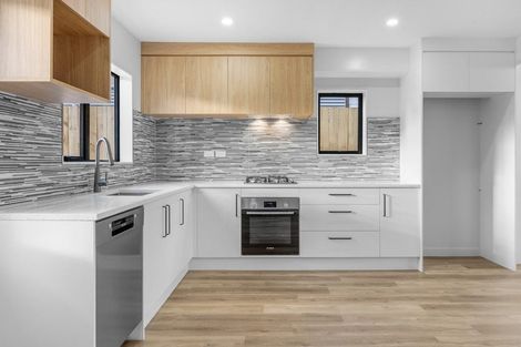Photo of property in 40b Trentham Road, Papakura, 2110