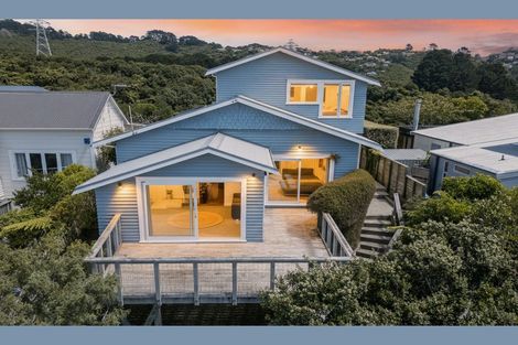 Photo of property in 44 Mortimer Terrace, Aro Valley, Wellington, 6021