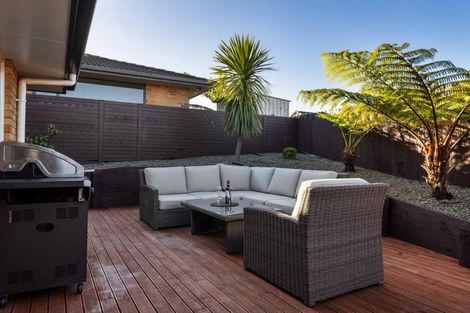 Photo of property in 24 Goh Place, Manurewa, Auckland, 2105