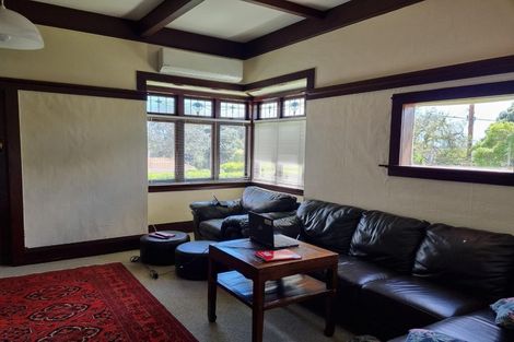 Photo of property in 7 Maungakiekie Avenue, Greenlane, Auckland, 1051