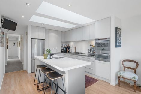 Photo of property in 83 Hawthornden Road, Avonhead, Christchurch, 8042