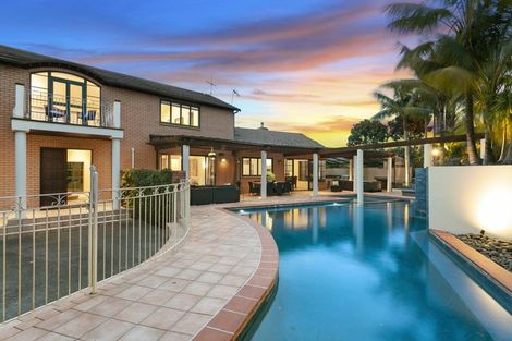 Photo of property in 35 Isobel Road, Greenhithe, Auckland, 0632