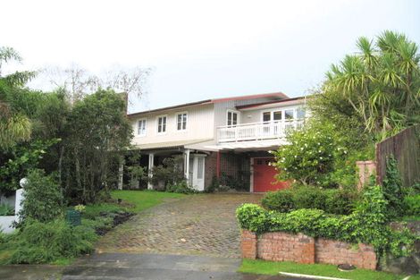 Photo of property in 9 Pleasant Place, Mellons Bay, Auckland, 2014