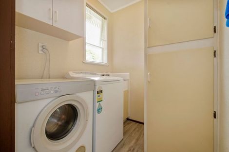 Photo of property in 9 Winiata Terrace, Papakura, 2110
