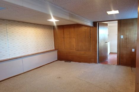 Photo of property in 39 Mellons Bay Road, Mellons Bay, Auckland, 2014