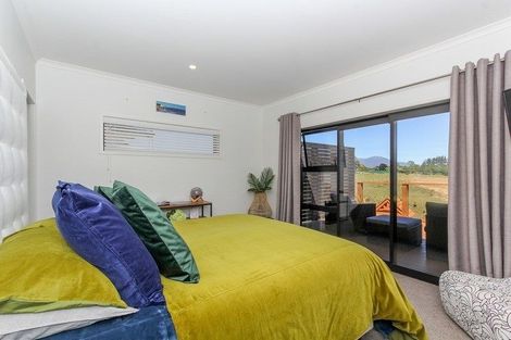 Photo of property in 5a Tupuhi Place, Highlands Park, New Plymouth, 4312