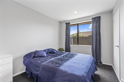 Photo of property in 84 Watkins Drive, Rangiora, 7400