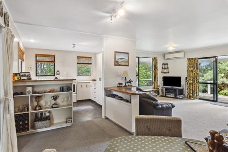 Photo of property in 6 Derham Road, Te Horo, Otaki, 5581